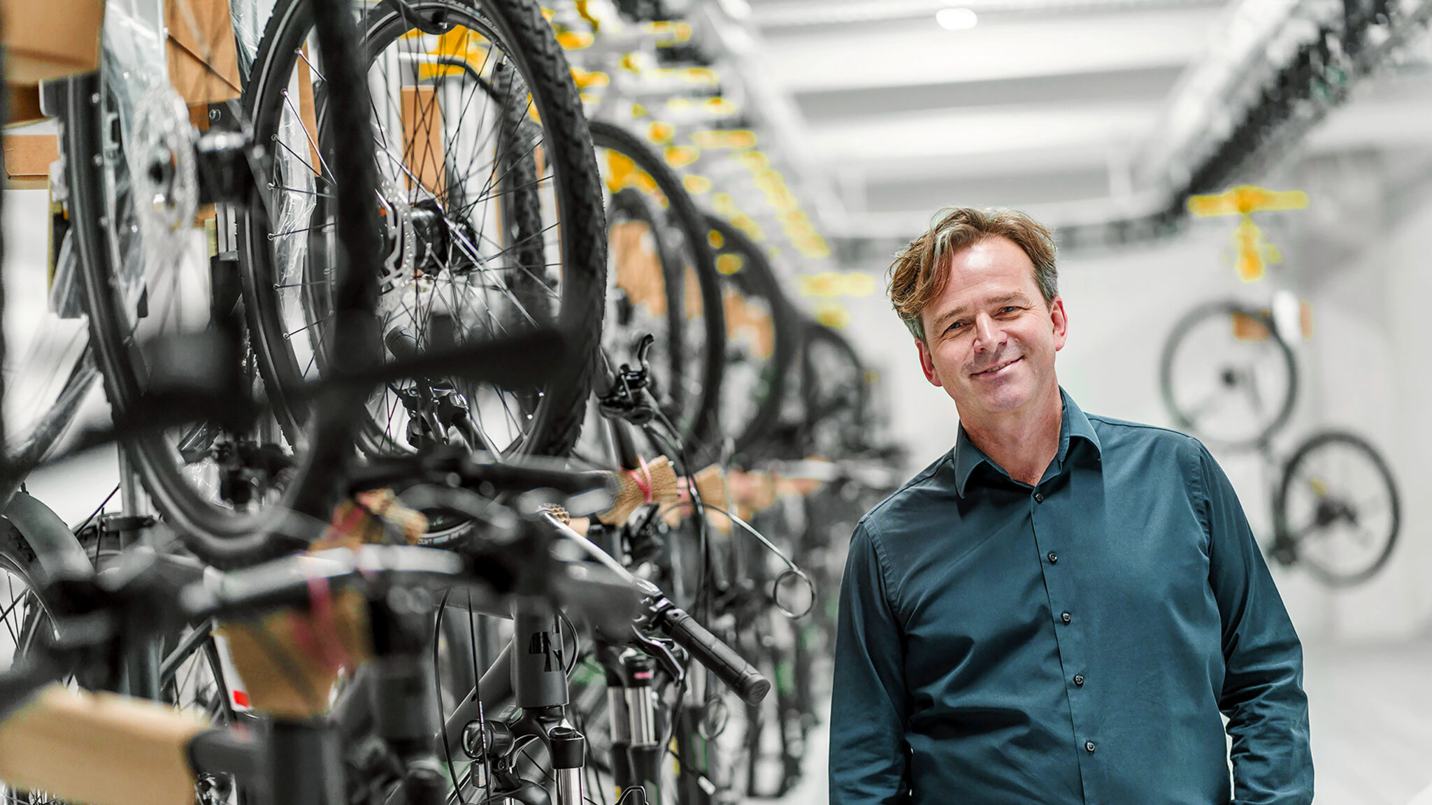 adiuvis-img-16x9-hero-4