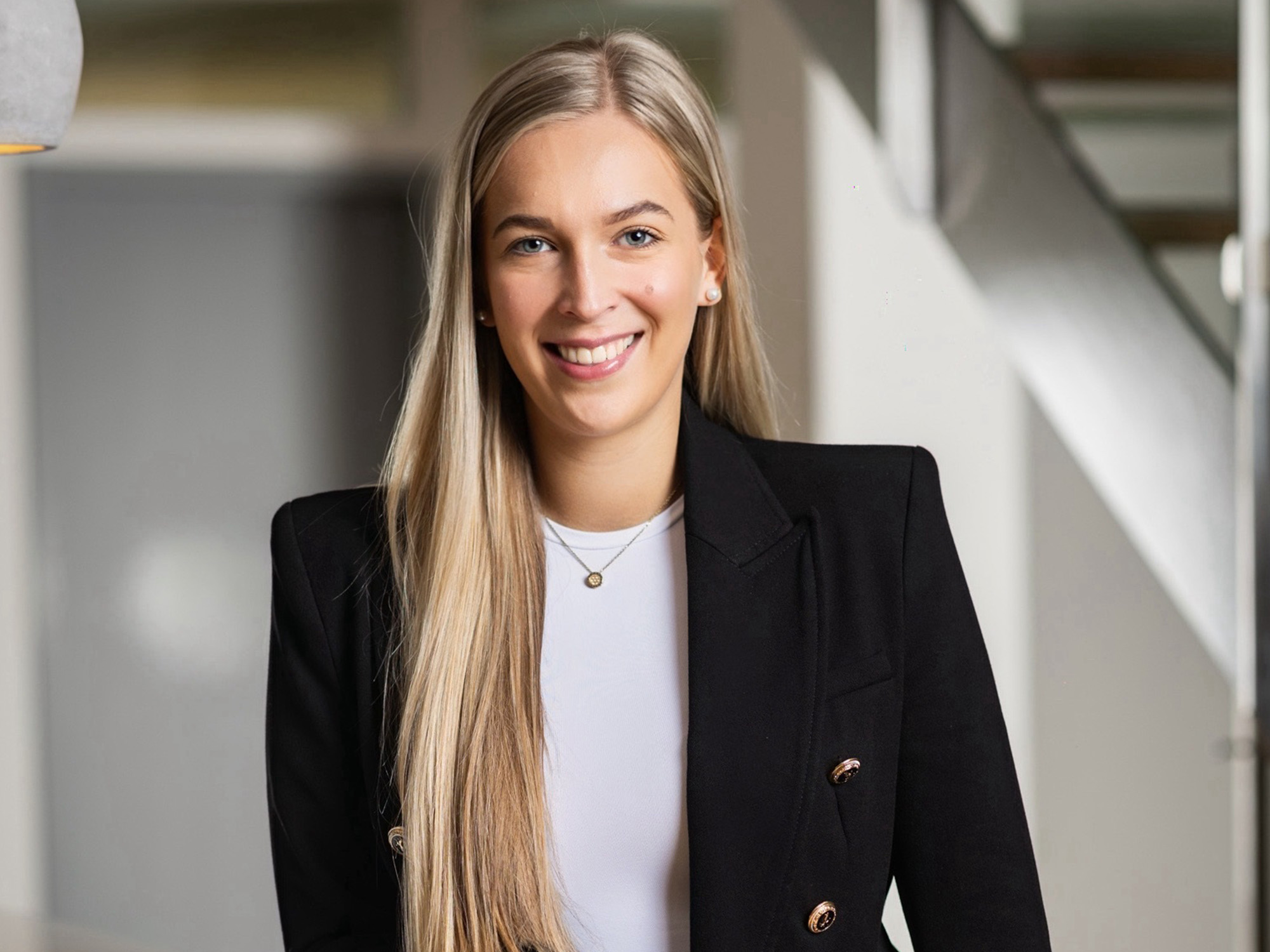 portrait-luisa-hirsche-rogler