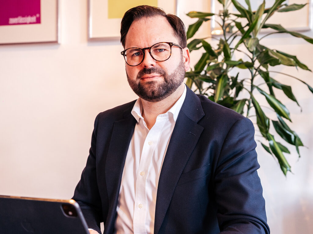 portrait-roger-jaeckel